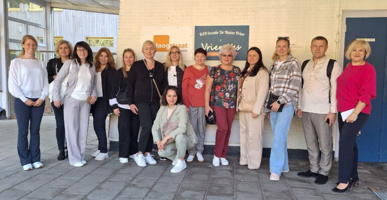 photo_5393502858554505701_y