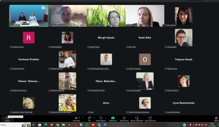 photo_5231278623778606620_y